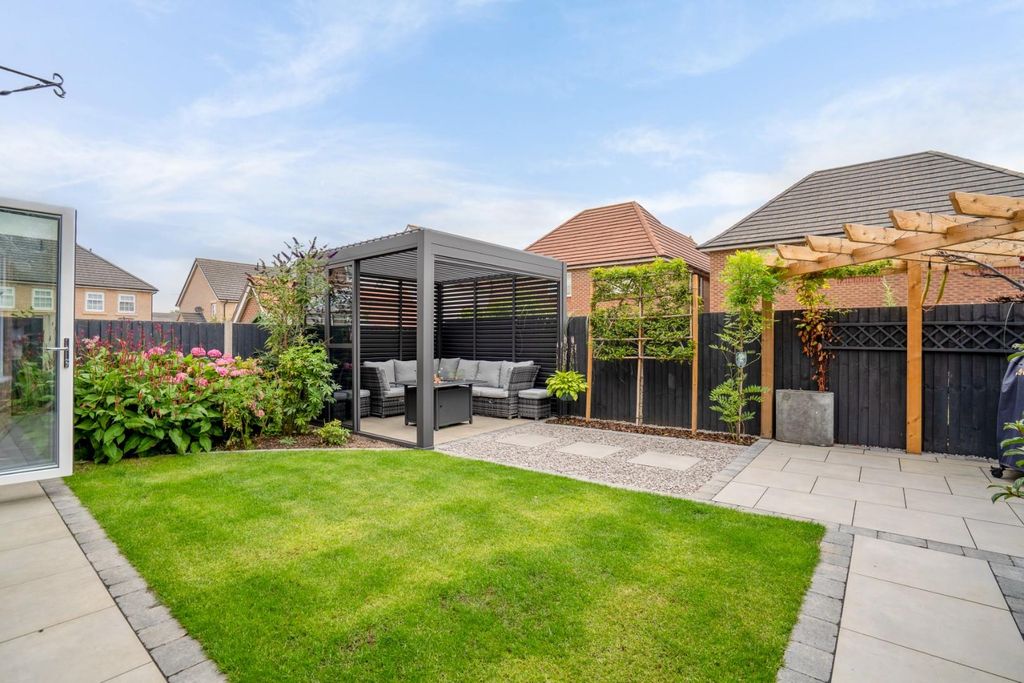 Property photo 3 of 19 Tc-19.Jpg