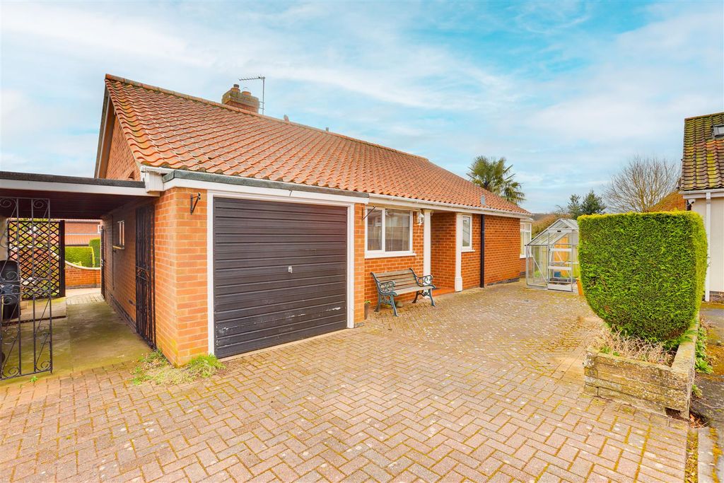 Property photo 1 of 21 4475.Jpg