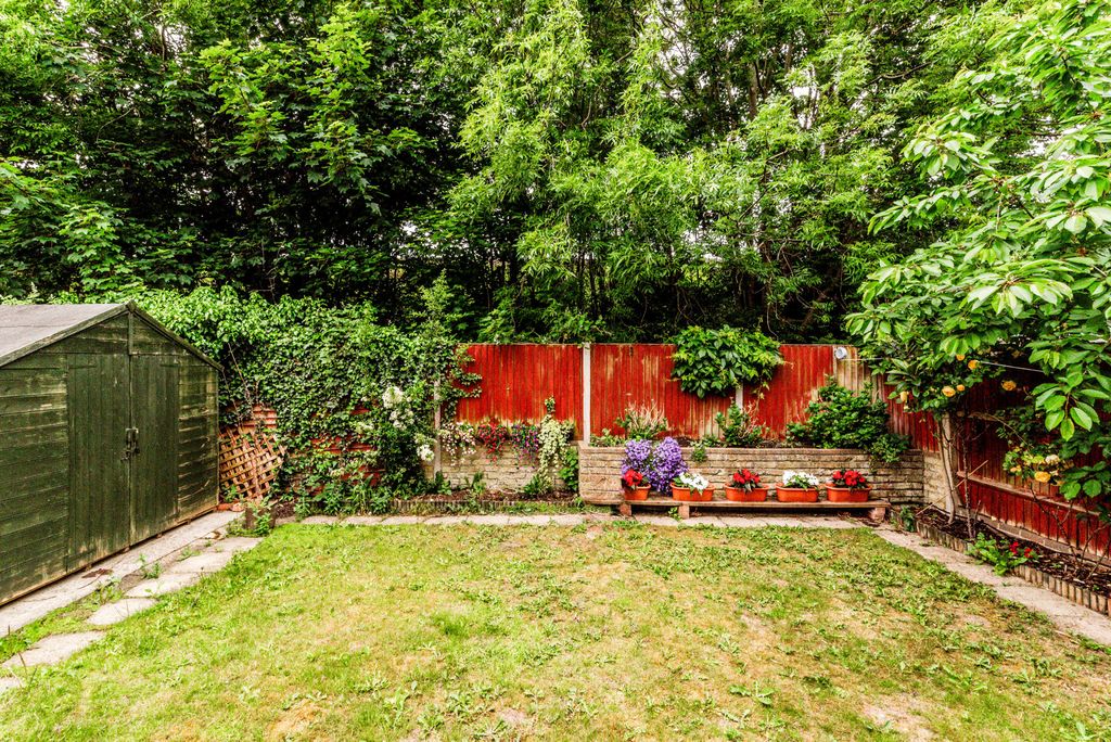 Property photo 3 of 16 Picture No. 02