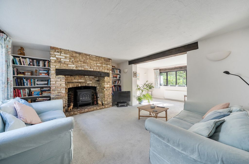 Property photo 2 of 19
