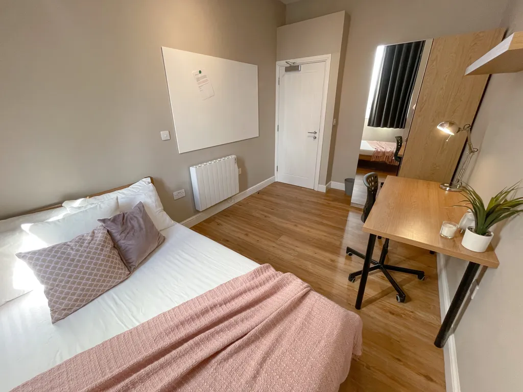 Apartment in Liverpool, Knowledge Quarter, Toxteth - More