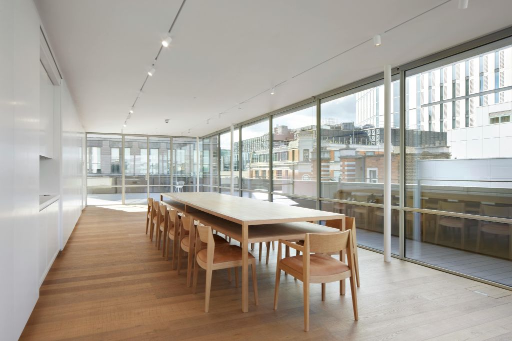 Property photo 3 of 37 4th Floor - Pavillion