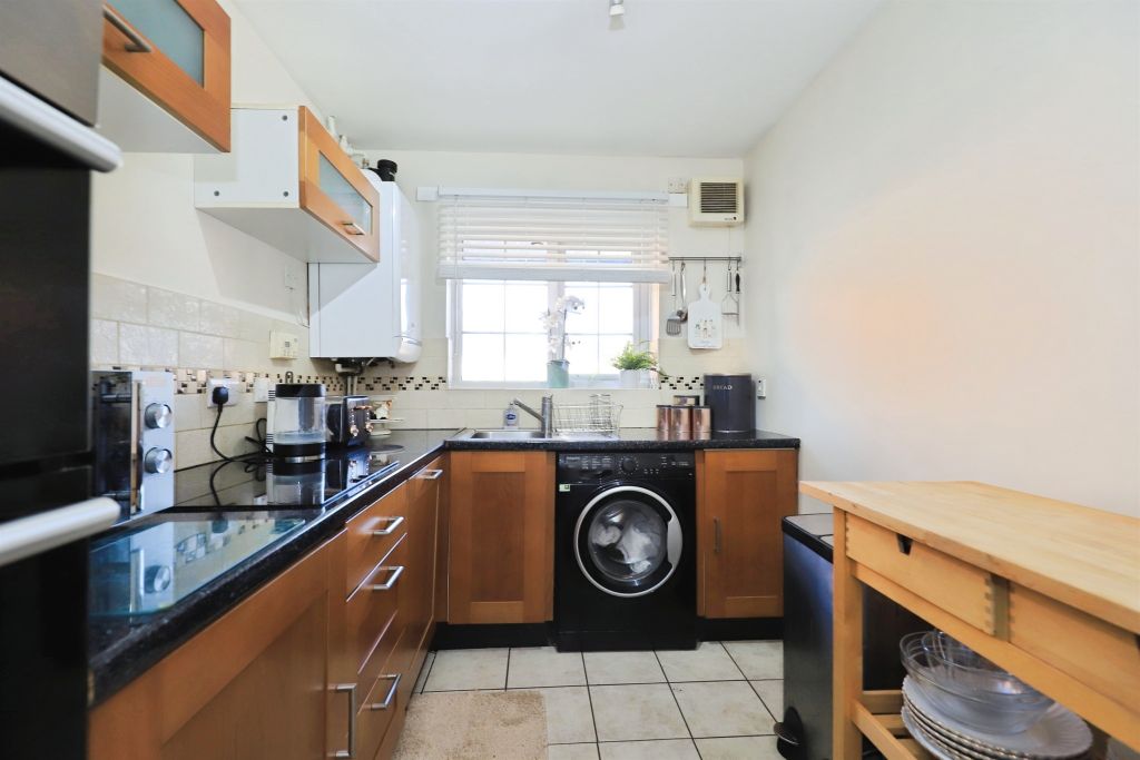 Property photo 3 of 16