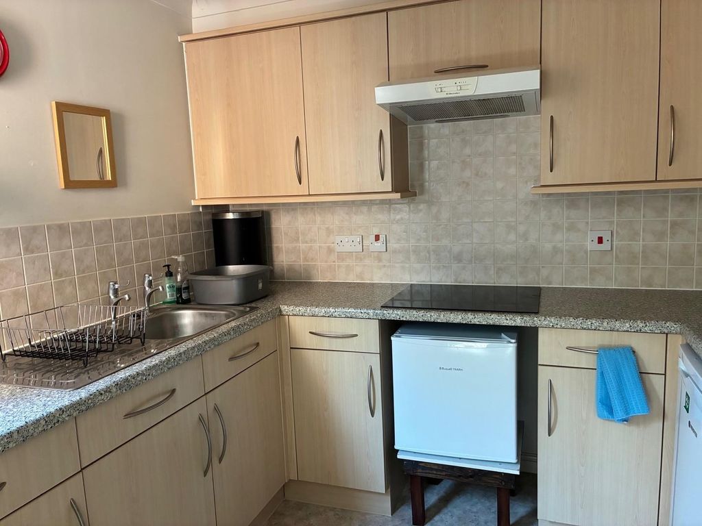Property photo 2 of 12 Kitchen..Jpg