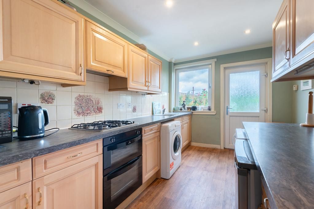 Property photo 3 of 15 Lev1466Pem Kitchen.Jpg
