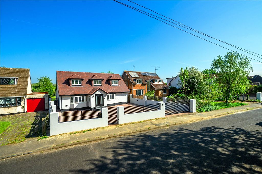 Property photo 1 of 35 Picture No. 01