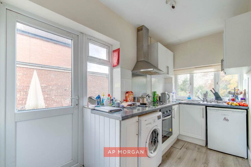 Property photo 3 of 12 Picture No. 05