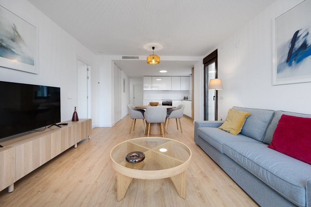 Property photo 3 of 34