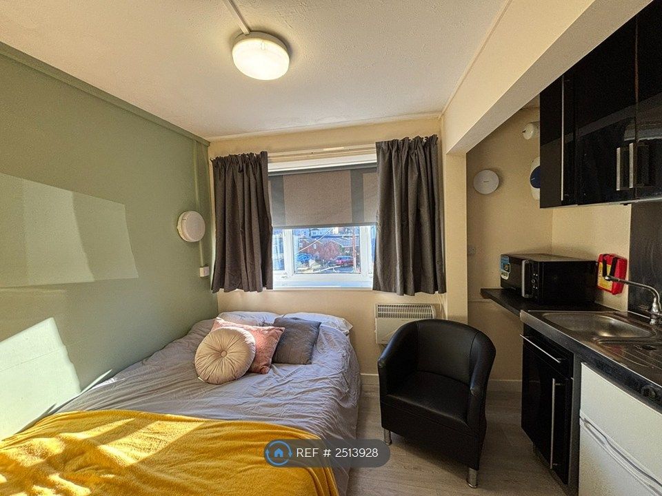 Property photo 1 of 3