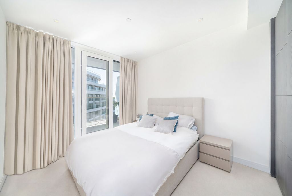 Property photo 3 of 5