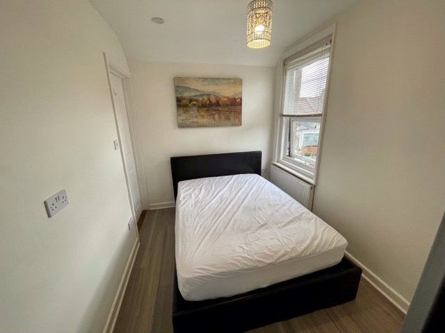 Property photo 2 of 3 Bedroom
