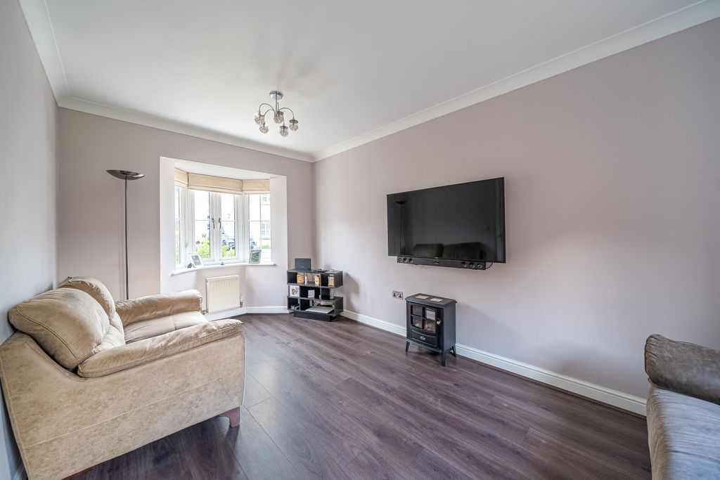 Property photo 3 of 20 Living Room