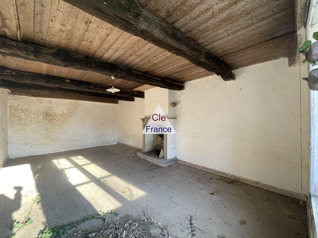 Property photo 3 of 11