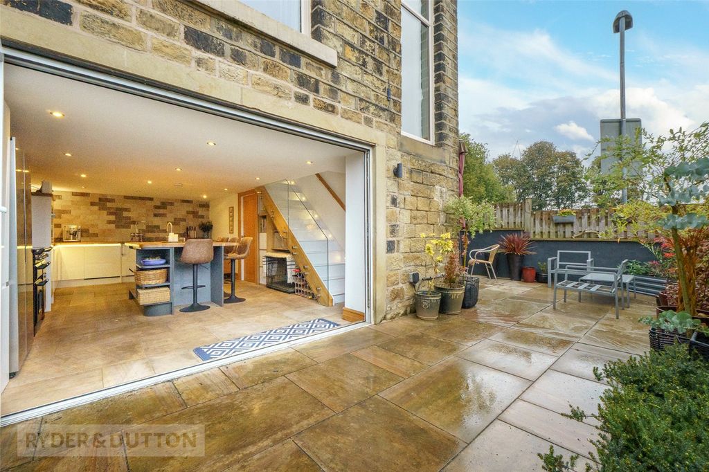 Property photo 2 of 22 Rear Patio &amp; Bifolds