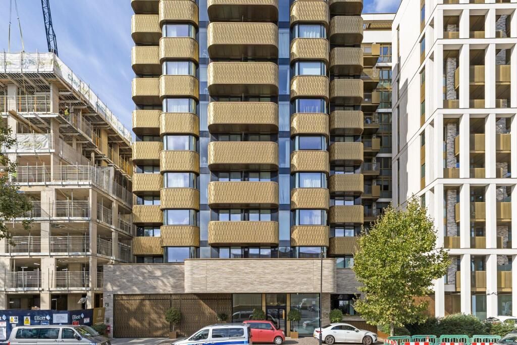 Property photo 1 of 12 Photo 4