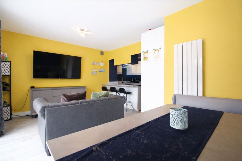 Property photo 3 of 27 Family Room