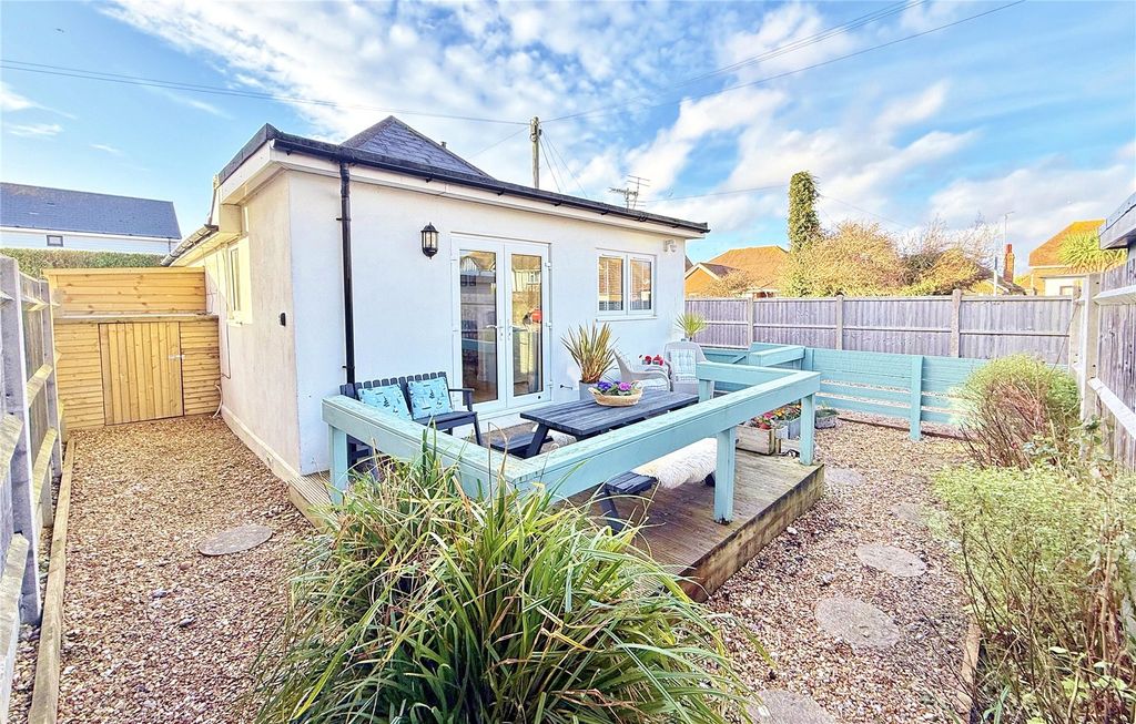 Property photo 1 of 23 Picture No. 11