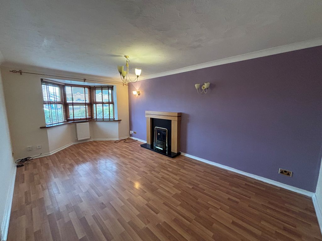 Property photo 2 of 14 Image