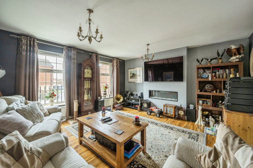 Property photo 3 of 14