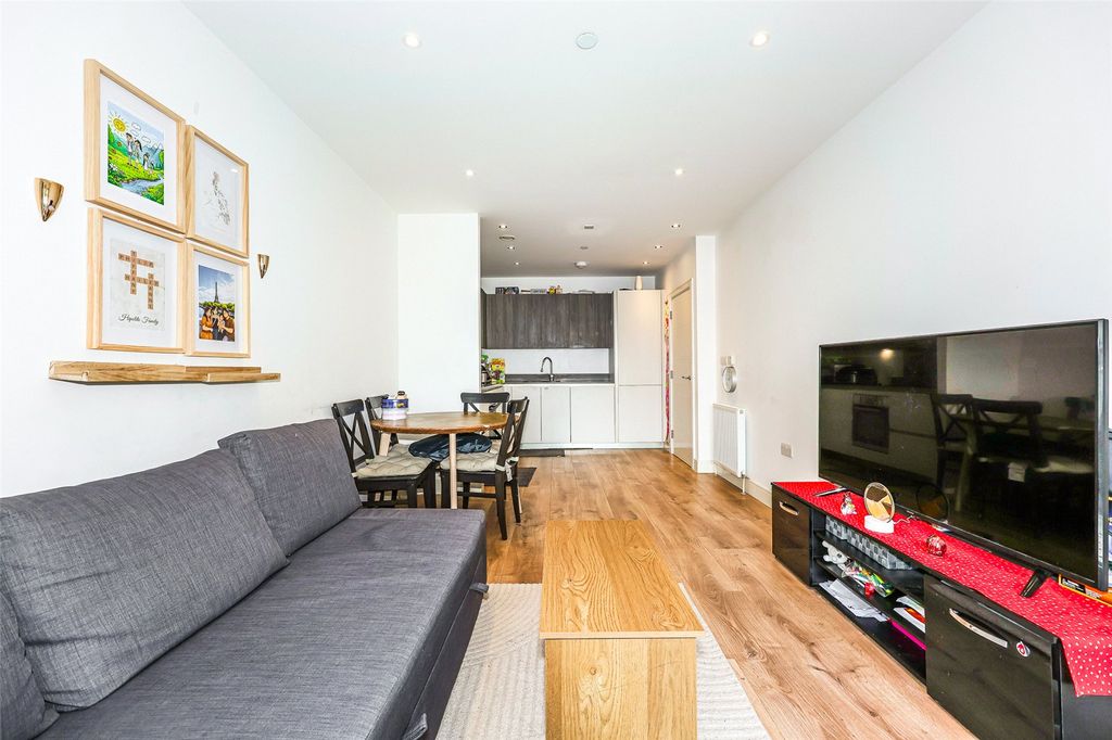 Property photo 2 of 13 Picture No. 03