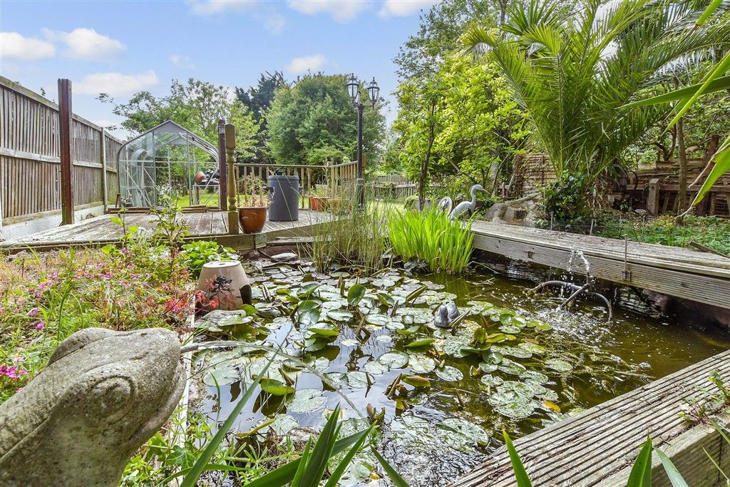 Property photo 3 of 12 External Lifestyle Photograph