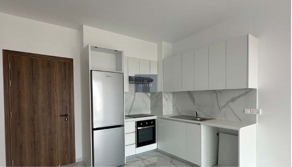 Property photo 1 of 3