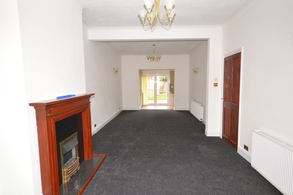 Property photo 3 of 13 2