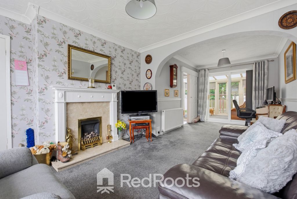 Property photo 3 of 27 5166883