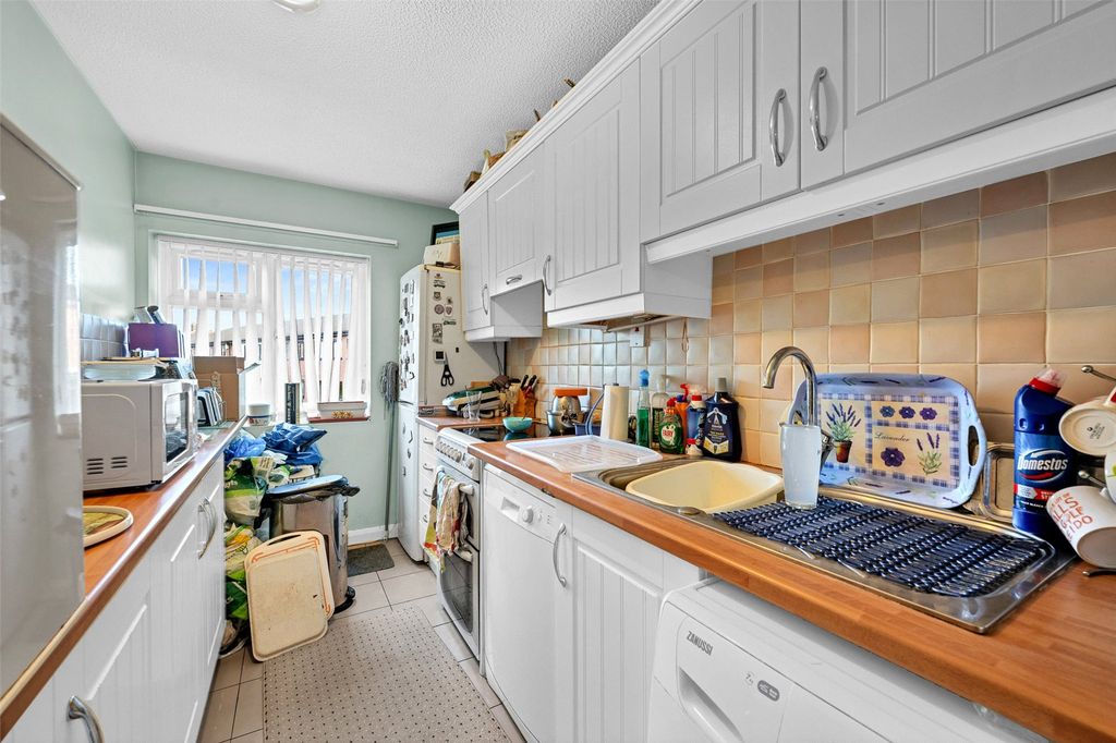 Property photo 3 of 9 Picture No. 01