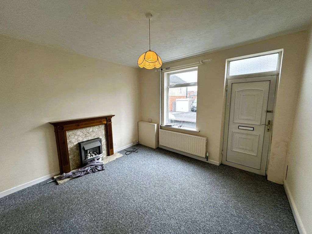 Property photo 3 of 15 Photo 21