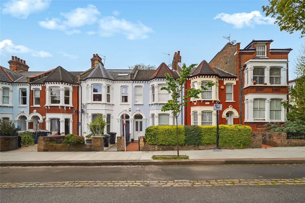 Property photo 2 of 17 Picture No. 32