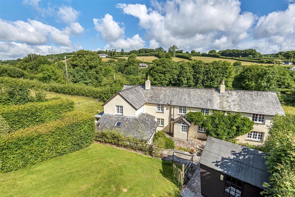 Property photo 1 of 17 Hill Cottage.Jpg