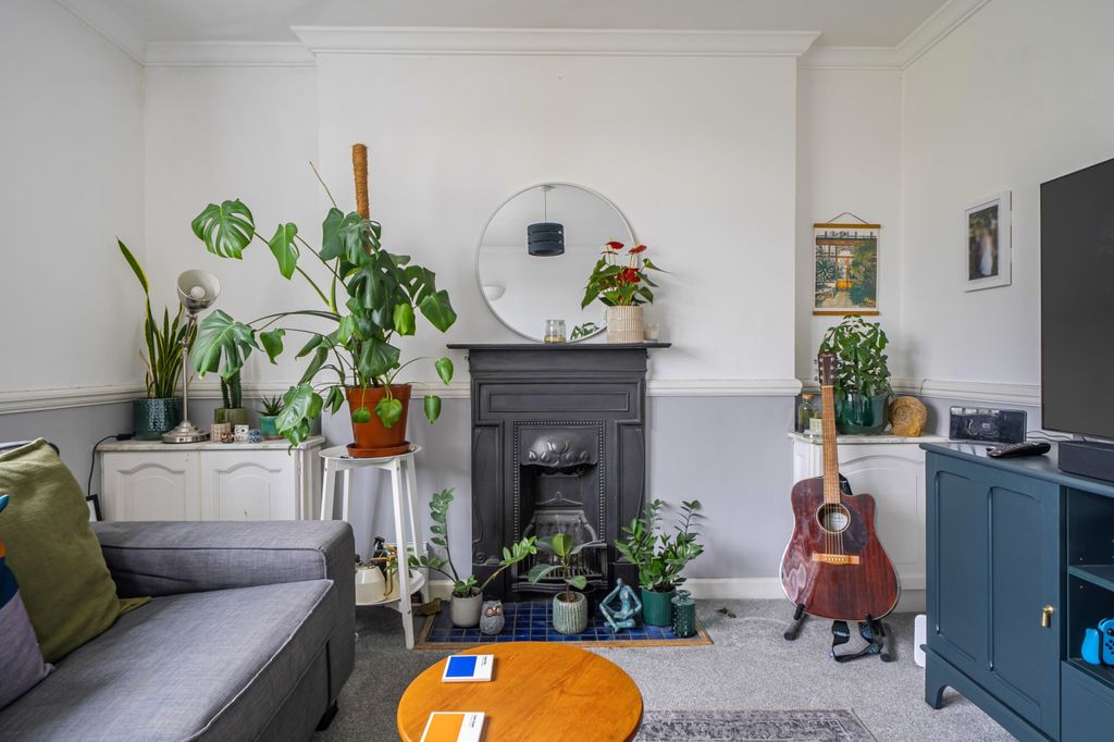 Property photo 3 of 19 1434757-3-69c6530...