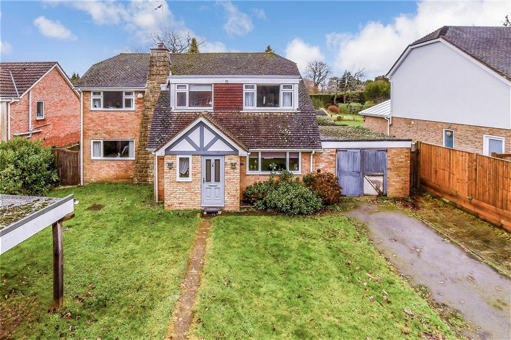 Property photo 2 of 4 External (Brochure)