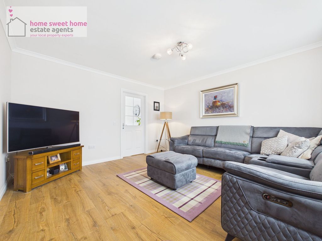 Property photo 3 of 54