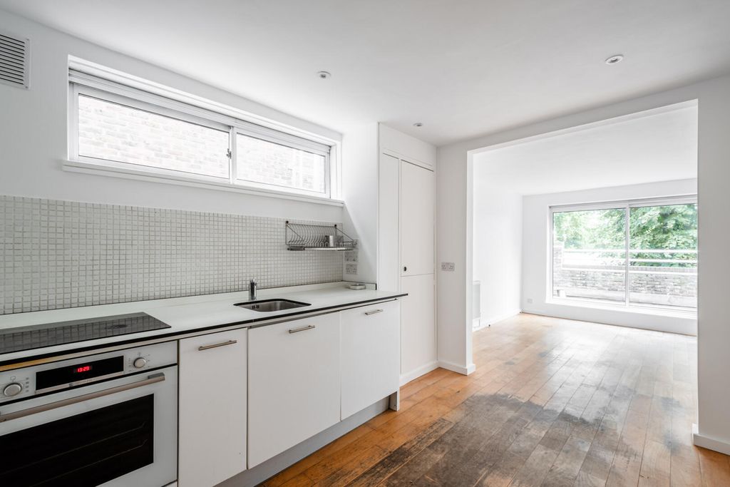 Property photo 3 of 17 3.Jpg