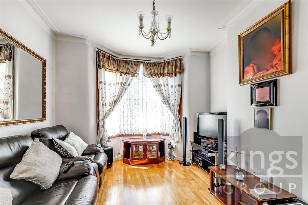 Property photo 2 of 16