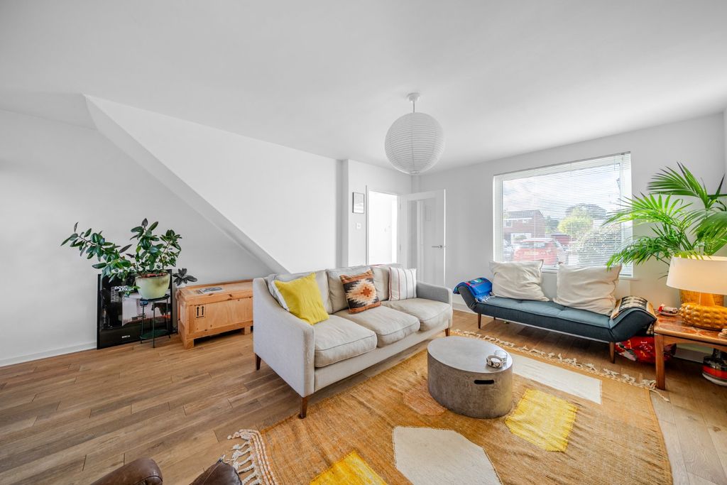 Property photo 2 of 18 Reception