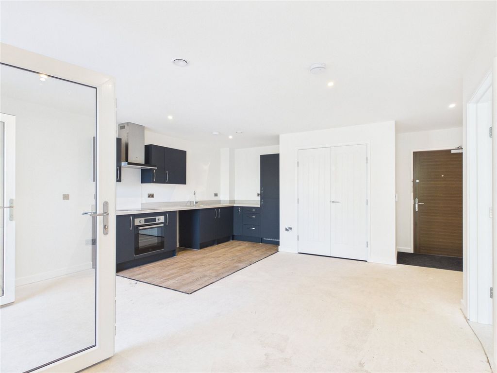 Property photo 3 of 8 Picture No. 05