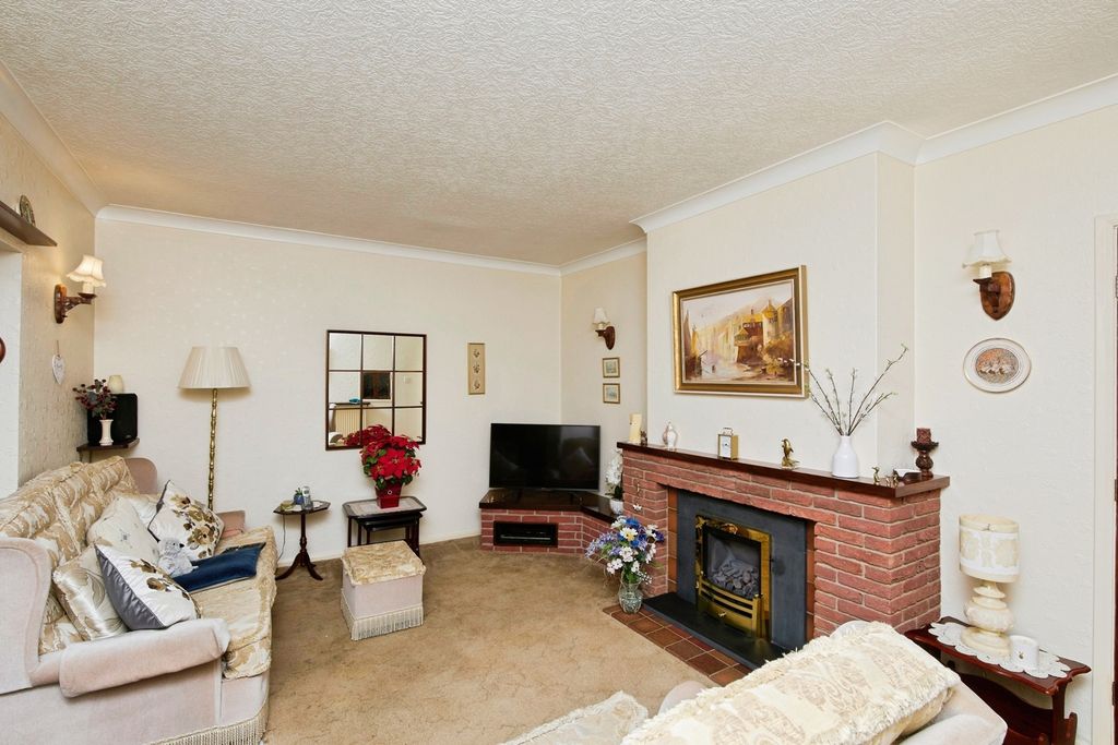 Property photo 2 of 20 Pbox-Img.Jpg