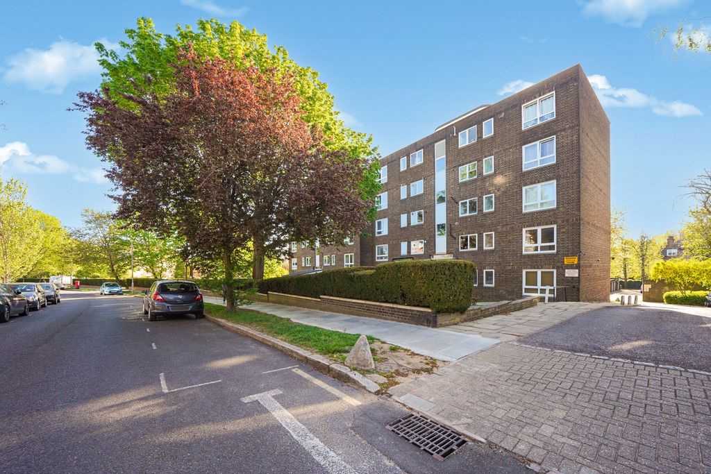 Property photo 2 of 16 Photo 13