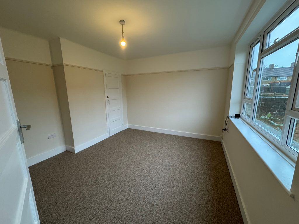 Property photo 3 of 12 Img_8110