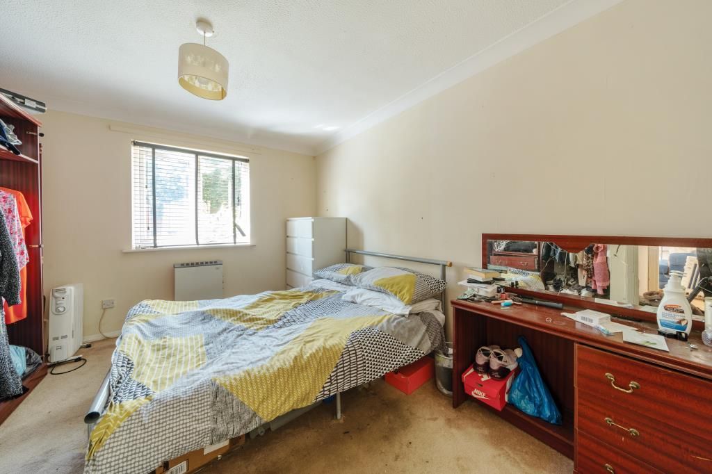 Property photo 3 of 10 Bedroom