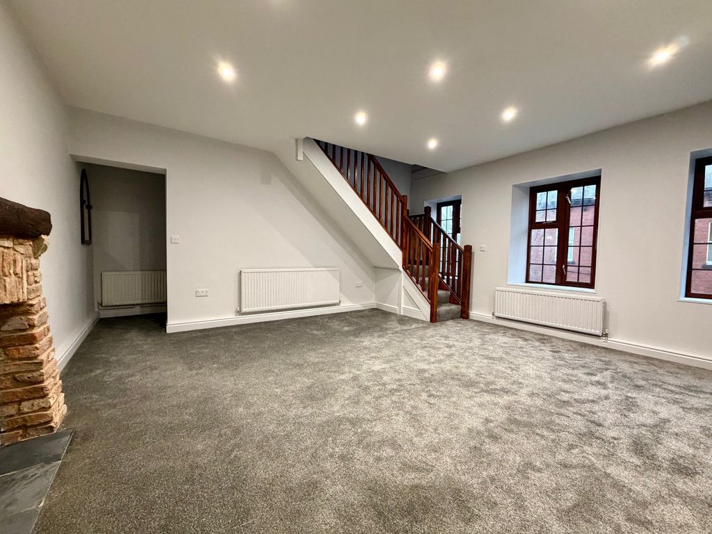 Property photo 3 of 10 Picture No. 02