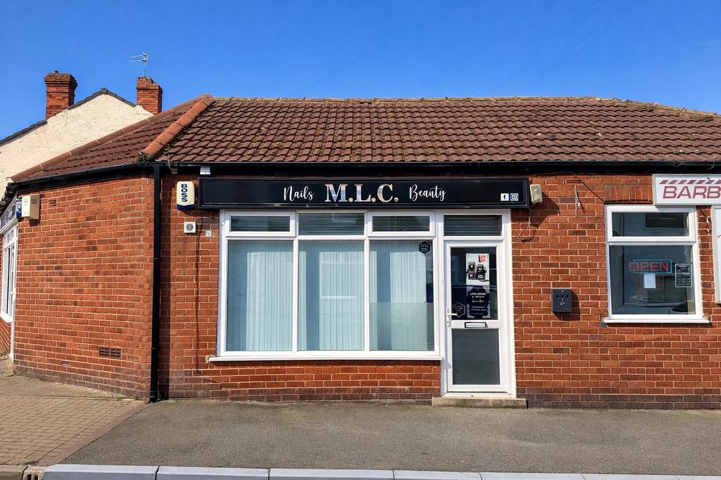 Property photo 1 of 3