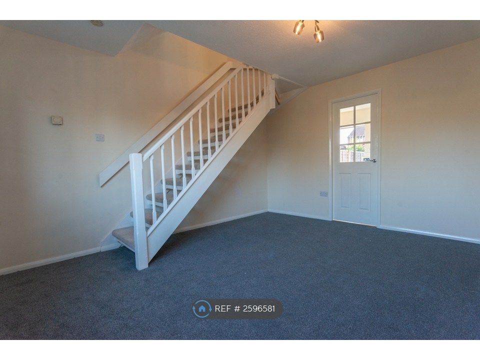 Property photo 2 of 17 Living Room