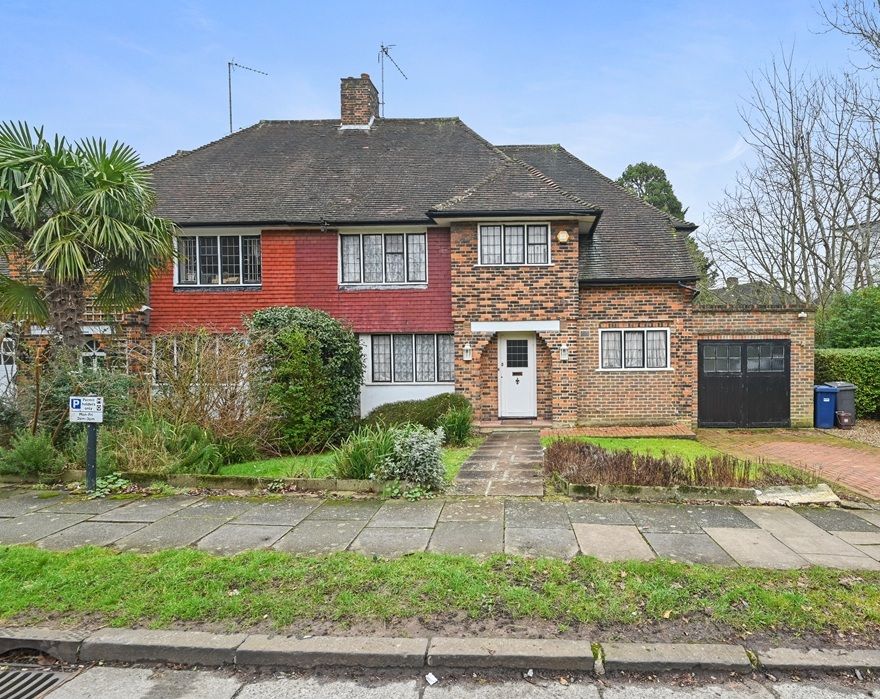 Property photo 1 of 17