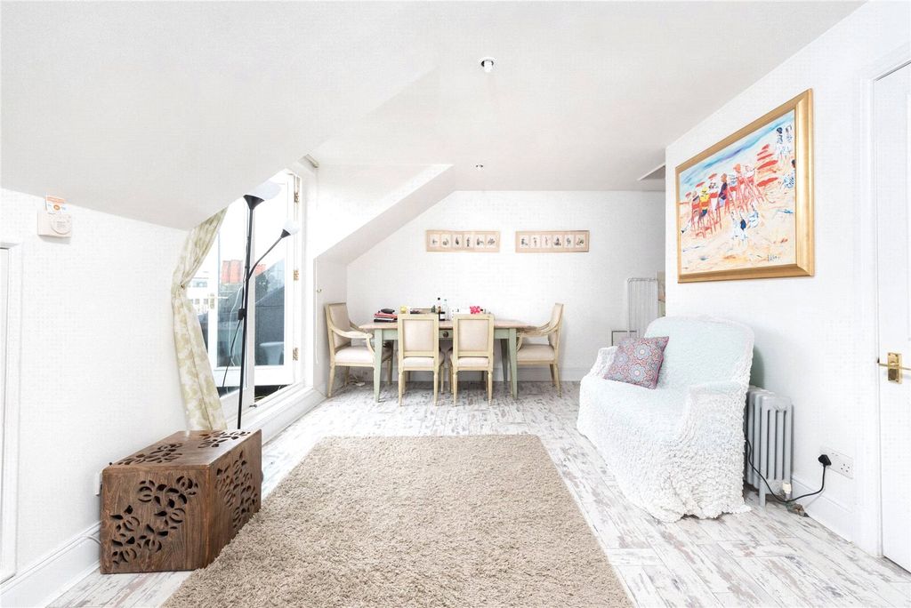 Property photo 1 of 8 Picture No. 05