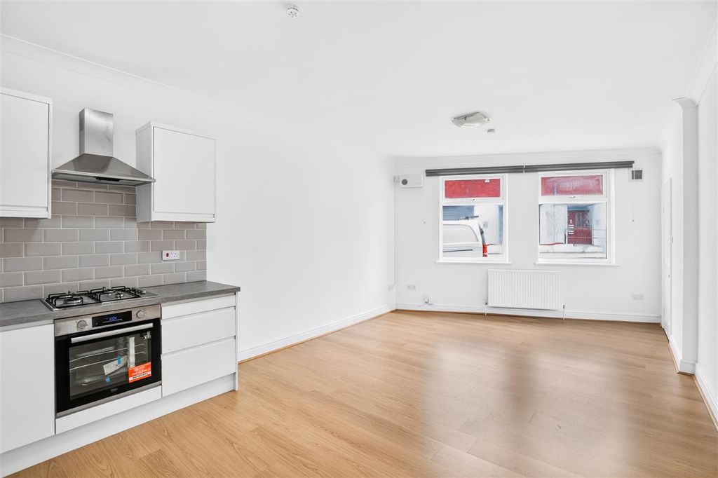 Property photo 3 of 13 1.Jpg