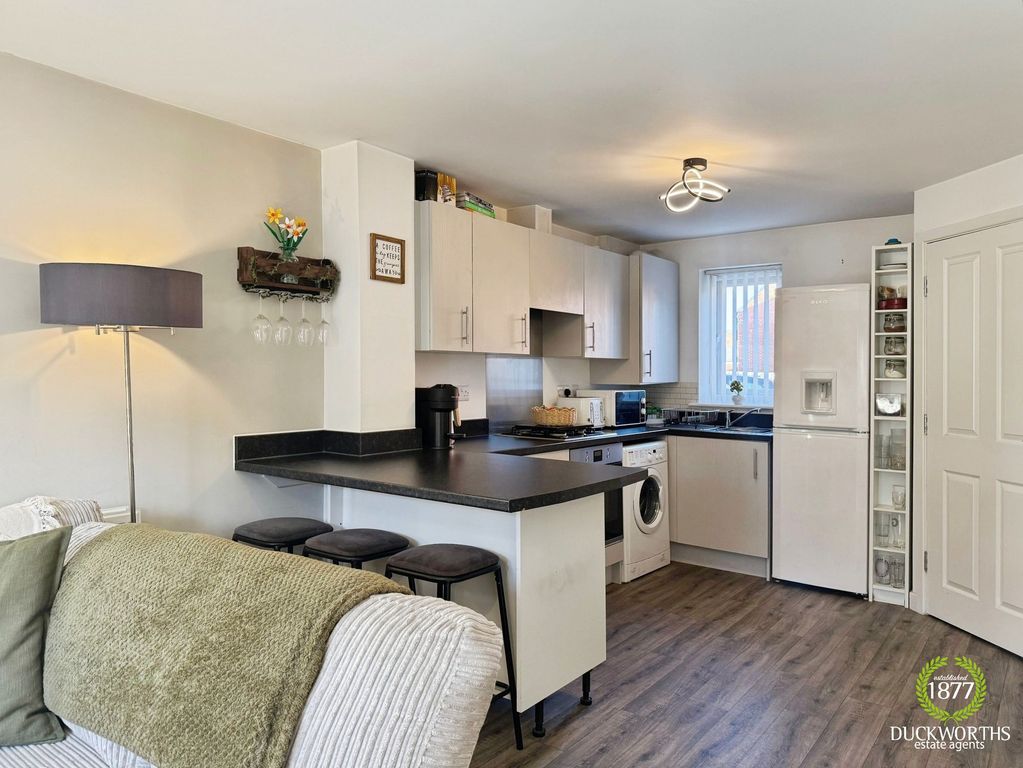 Property photo 3 of 26